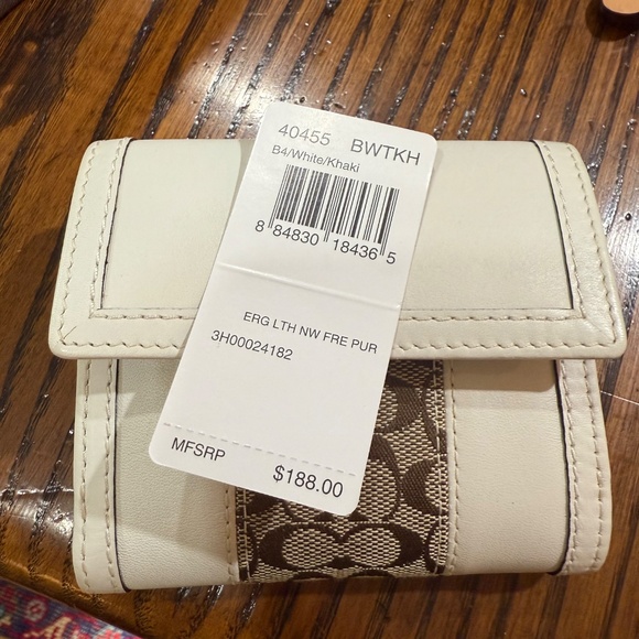 Coach Signature French Purse Wallet 40455 White/Khaki Brass Turnlock NWT - Picture 6 of 7